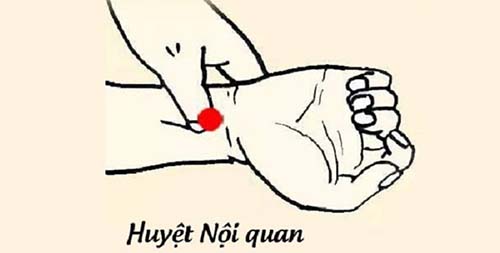 Cách bấm huyệt cổ tay đúng cách